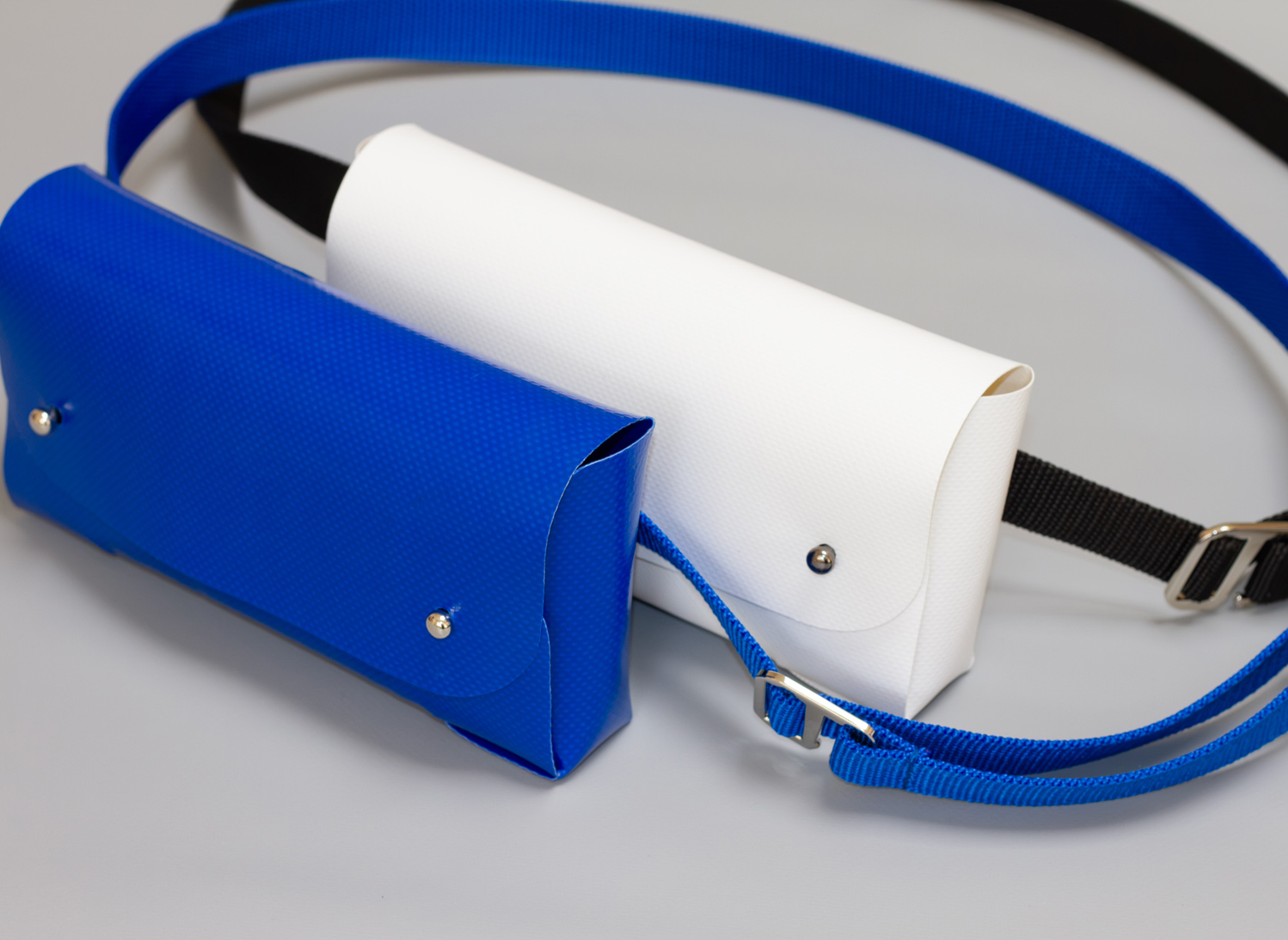 Tasket Fanny Pack in blue and white